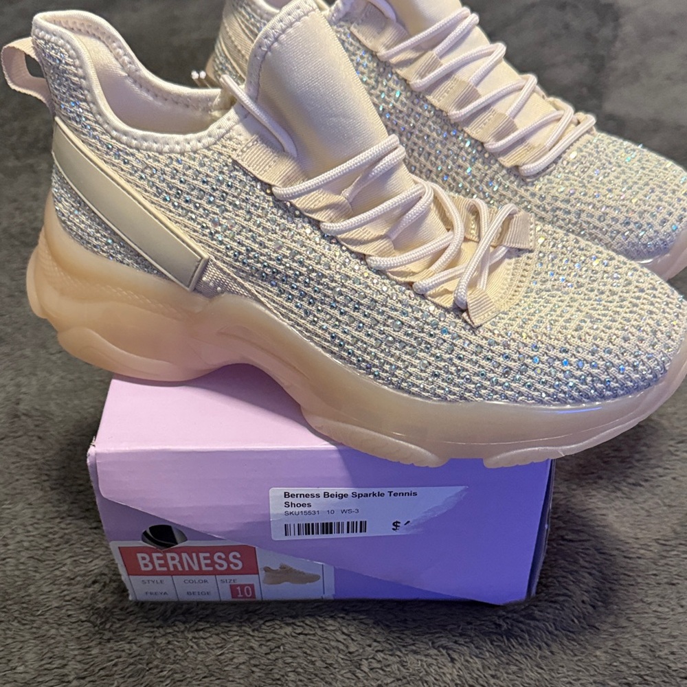 Berness Women's Beige Sparkle Sneakers